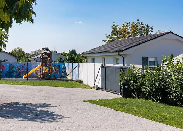 Ubytko - In - Experience Rye Island شقة